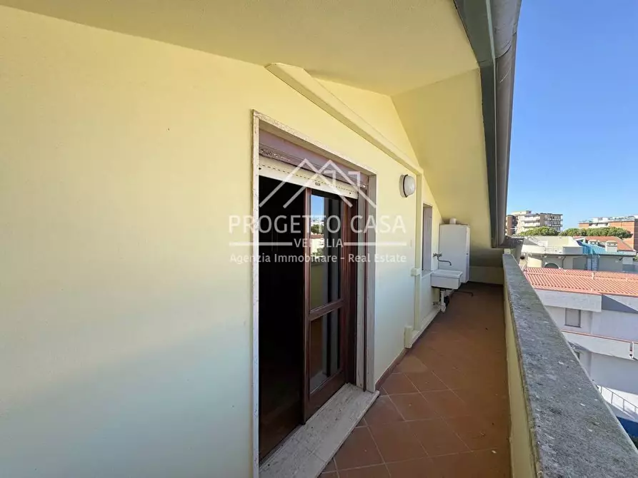 Immagine 22 di Appartamento in vendita  in VIA BOLOGNA a Viareggio