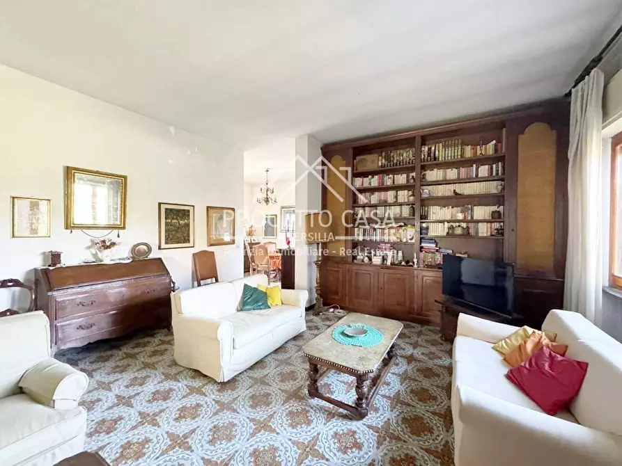 Immagine 4 di Casa indipendente in vendita  in VIA TOTI a Viareggio