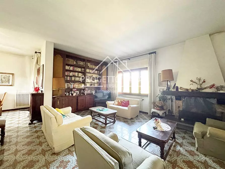 Immagine 5 di Casa indipendente in vendita  in VIA TOTI a Viareggio