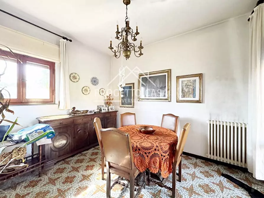 Immagine 6 di Casa indipendente in vendita  in VIA TOTI a Viareggio