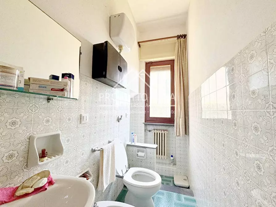 Immagine 11 di Casa indipendente in vendita  in VIA TOTI a Viareggio