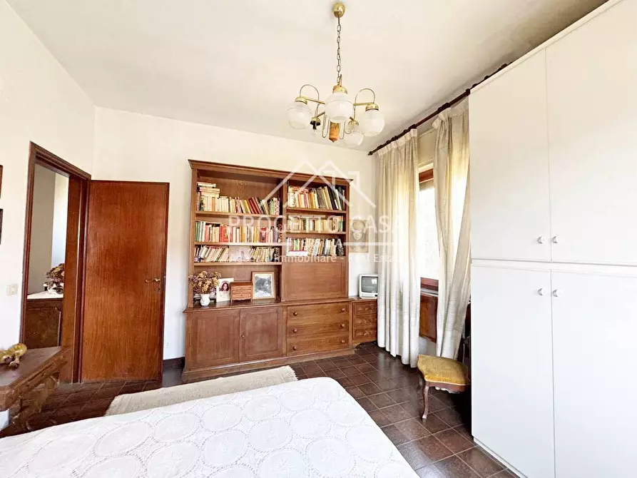 Immagine 16 di Casa indipendente in vendita  in VIA TOTI a Viareggio