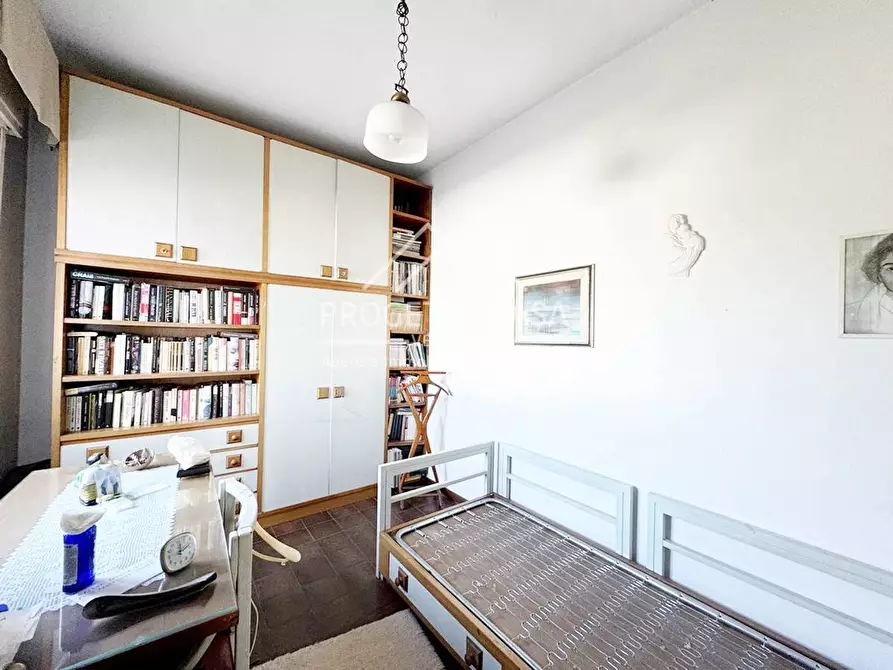 Immagine 17 di Casa indipendente in vendita  in VIA TOTI a Viareggio