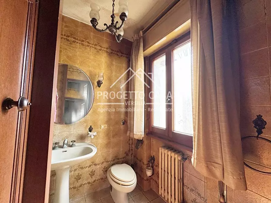 Immagine 24 di Casa indipendente in vendita  in VIA TOTI a Viareggio