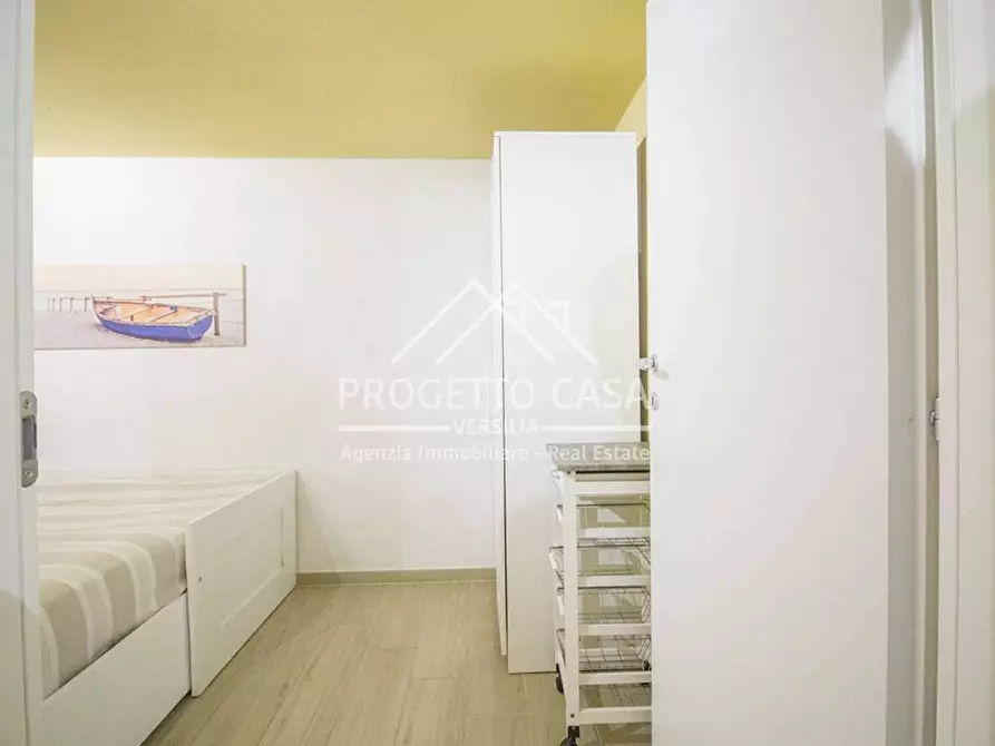 Immagine 26 di Appartamento in vendita  in via margherita hack a Camaiore