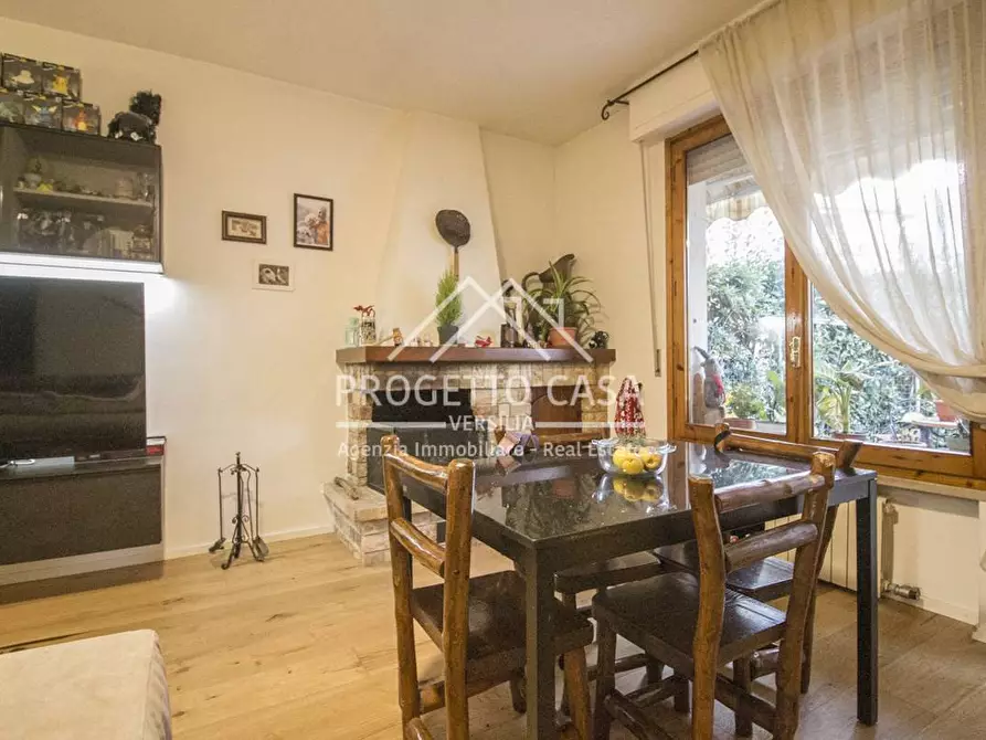 Immagine 5 di Casa indipendente in vendita  in VIA DELLE ACACIE a Viareggio