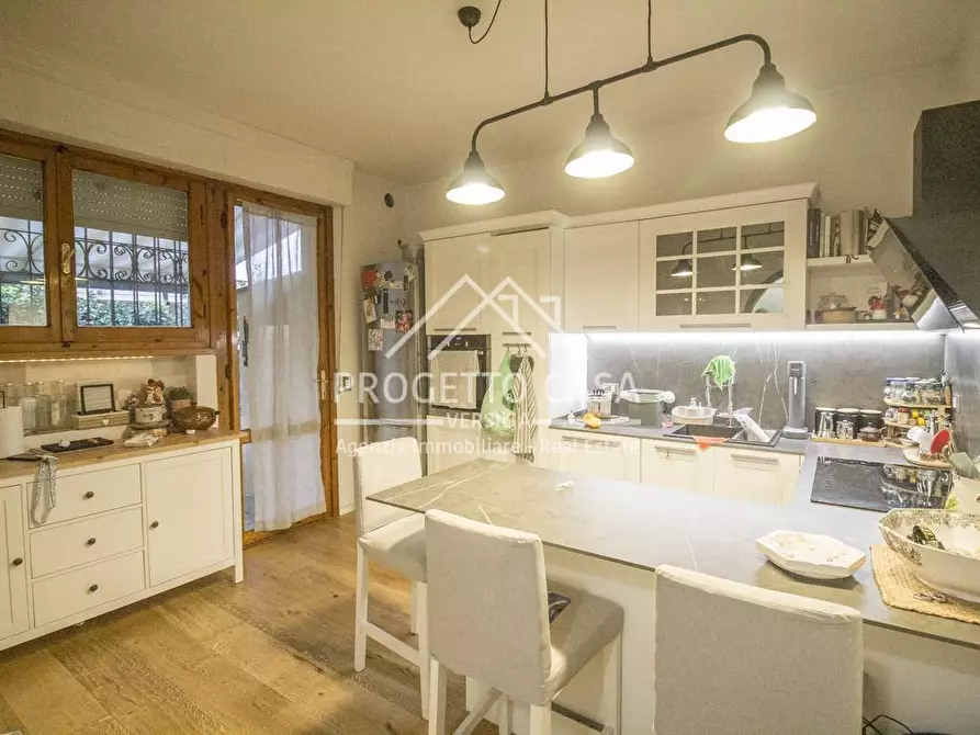 Immagine 14 di Casa indipendente in vendita  in VIA DELLE ACACIE a Viareggio