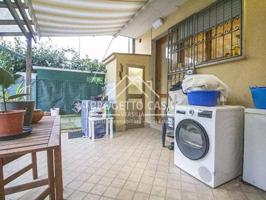 Immagine 60 di Casa indipendente in vendita  in VIA DELLE ACACIE a Viareggio