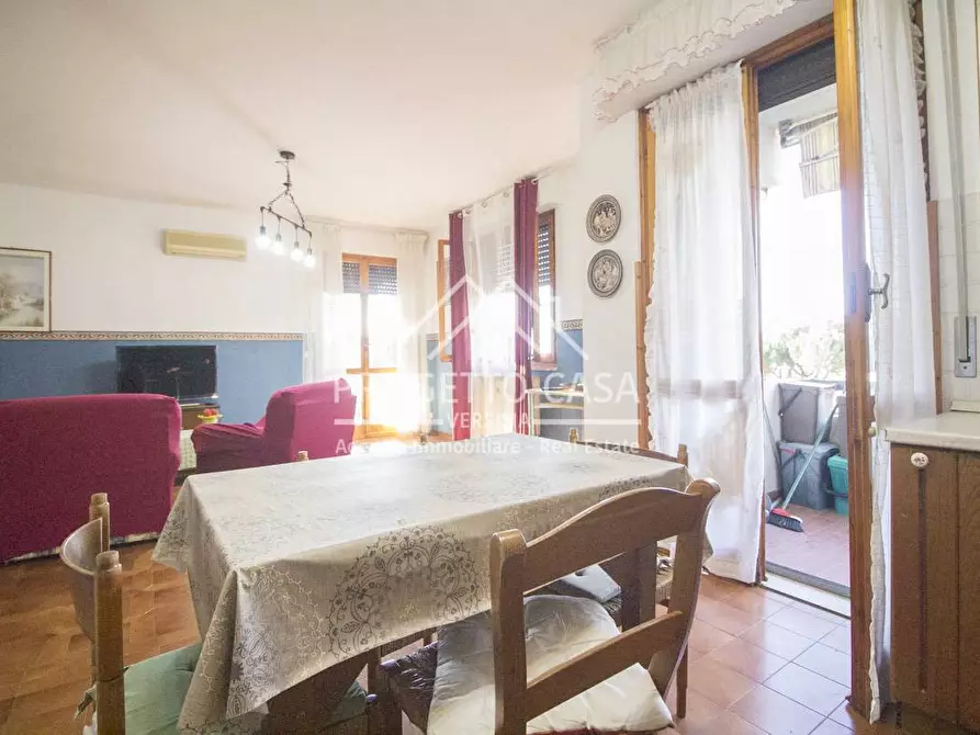 Immagine 7 di Appartamento in vendita  in VIA DEI MARMI a Viareggio