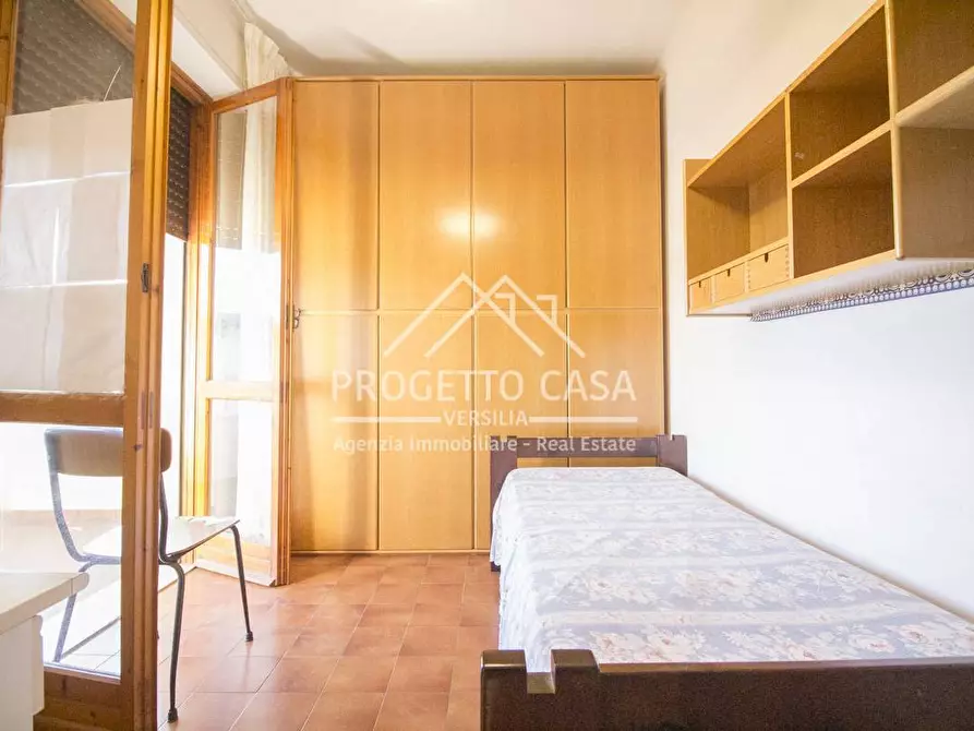 Immagine 23 di Appartamento in vendita  in VIA DEI MARMI a Viareggio