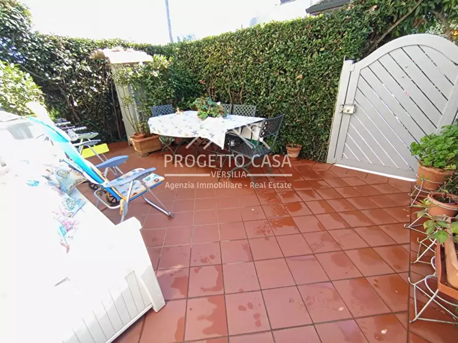 Immagine 16 di Casa indipendente in vendita  in VIA SAN DOMENICHINO a Massa