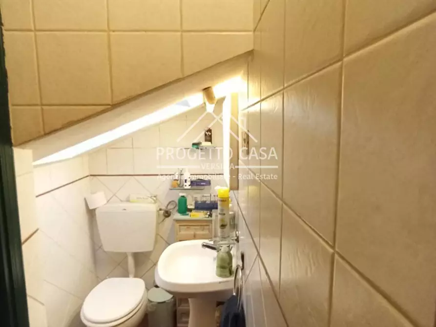 Immagine 21 di Casa indipendente in vendita  in VIA SAN DOMENICHINO a Massa