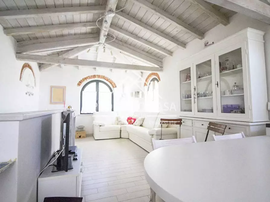 Immagine 2 di Appartamento in vendita  in VIA DEL TEATRO a Pietrasanta