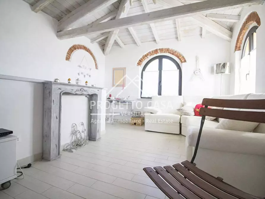 Immagine 5 di Appartamento in vendita  in VIA DEL TEATRO a Pietrasanta