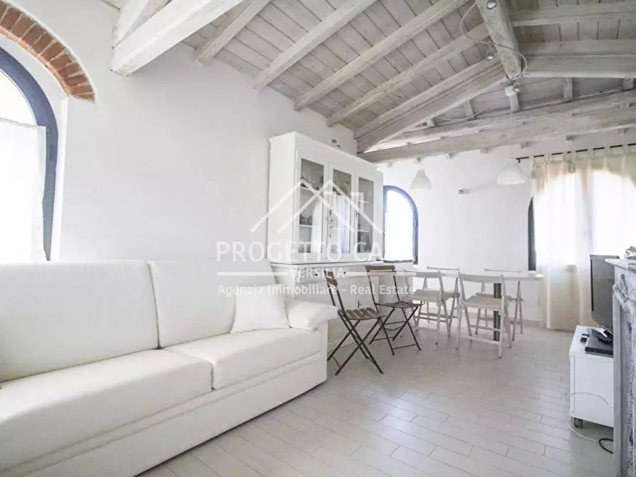 Immagine 8 di Appartamento in vendita  in VIA DEL TEATRO a Pietrasanta