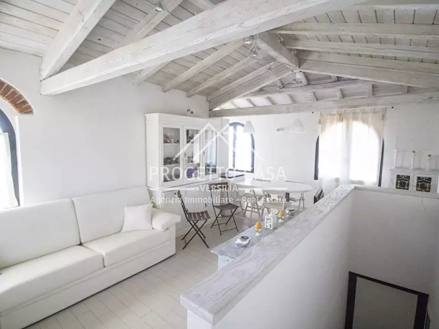 Immagine 11 di Appartamento in vendita  in VIA DEL TEATRO a Pietrasanta