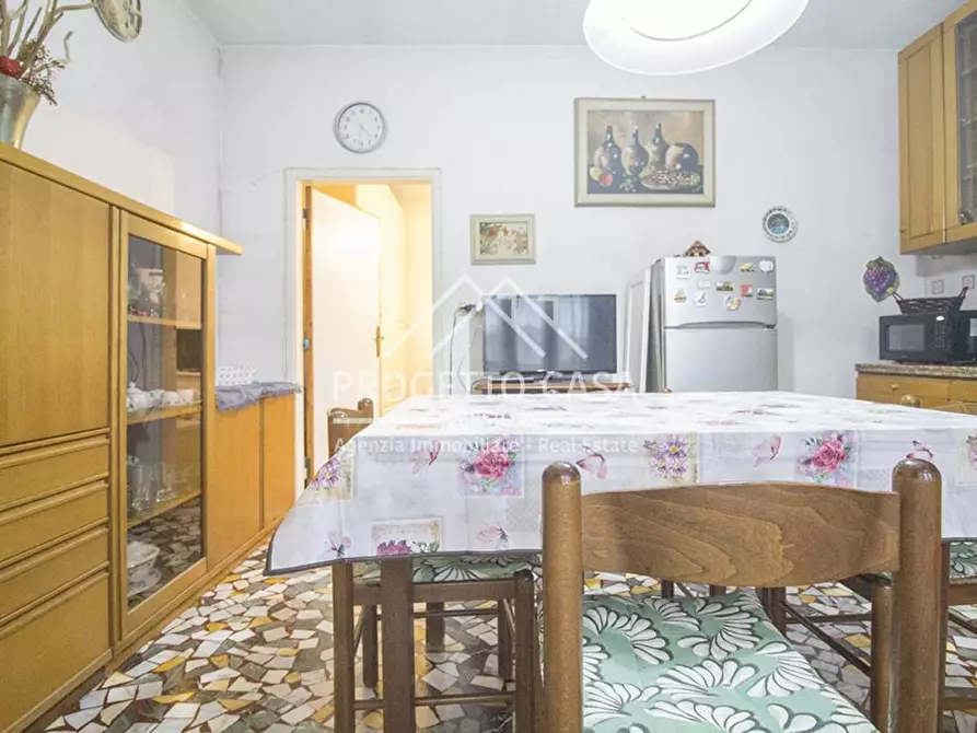 Immagine 5 di Appartamento in vendita  in VIA GOLDORA a Pietrasanta