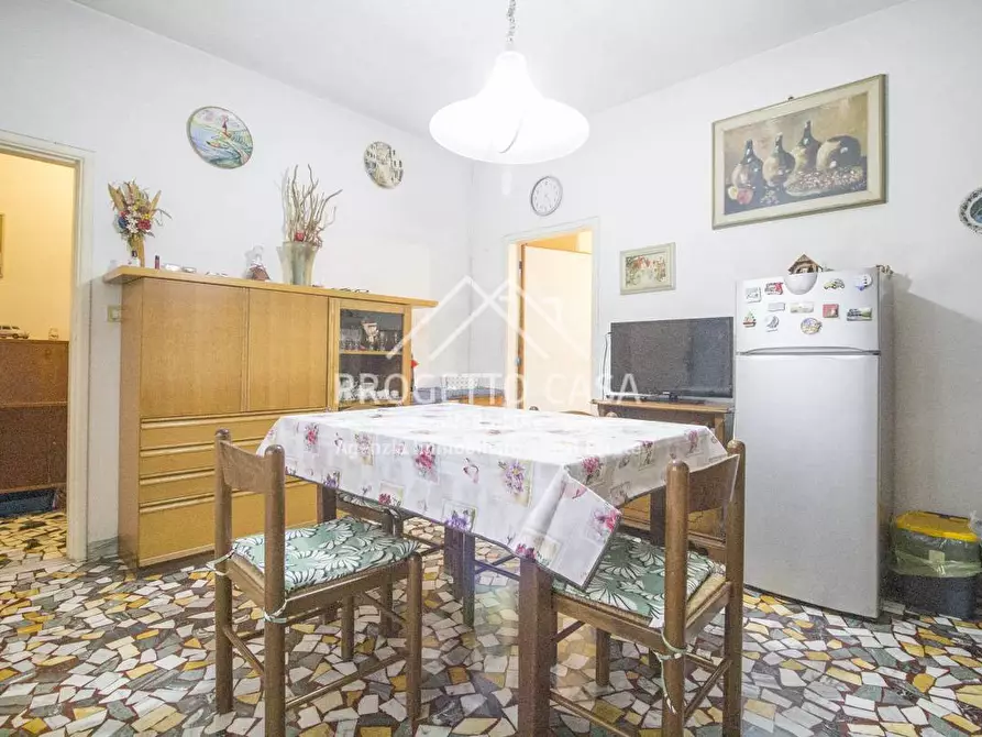 Immagine 10 di Appartamento in vendita  in VIA GOLDORA a Pietrasanta