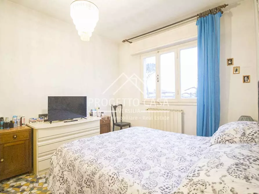 Immagine 35 di Appartamento in vendita  in VIA GOLDORA a Pietrasanta