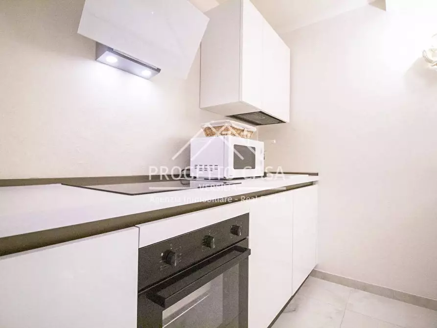 Immagine 7 di Appartamento in vendita  in VICOLO SAN BIAGIO a Pietrasanta