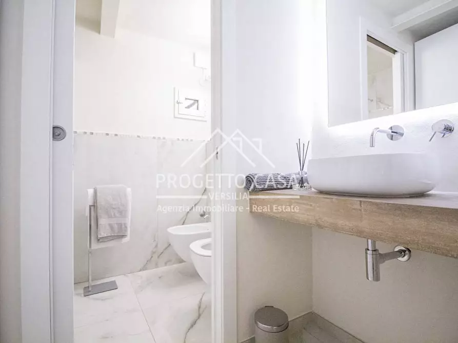 Immagine 8 di Appartamento in vendita  in VICOLO SAN BIAGIO a Pietrasanta