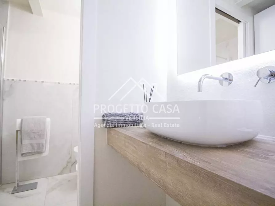 Immagine 9 di Appartamento in vendita  in VICOLO SAN BIAGIO a Pietrasanta