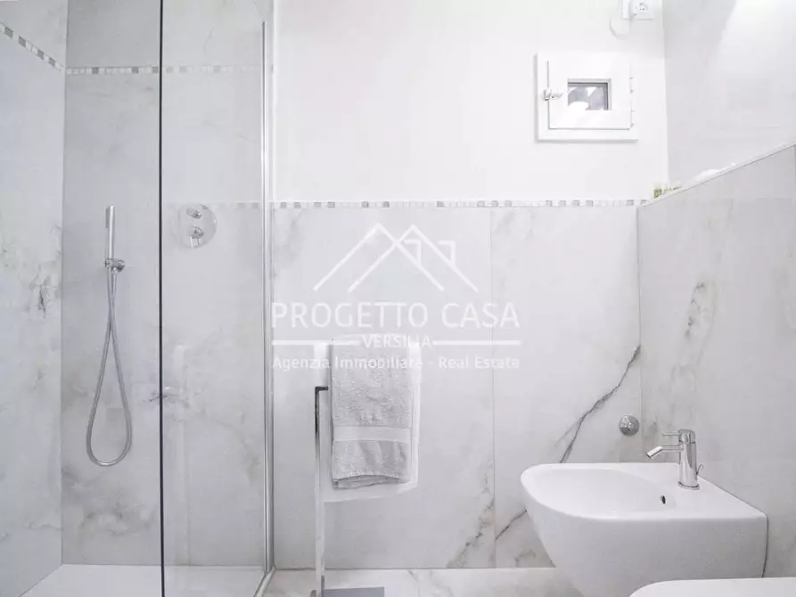 Immagine 11 di Appartamento in vendita  in VICOLO SAN BIAGIO a Pietrasanta