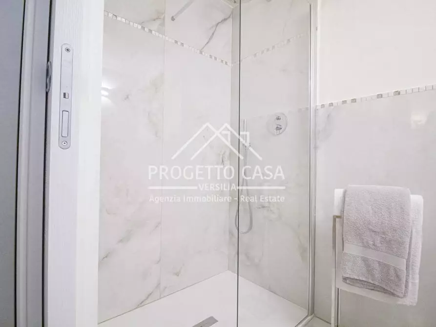 Immagine 12 di Appartamento in vendita  in VICOLO SAN BIAGIO a Pietrasanta