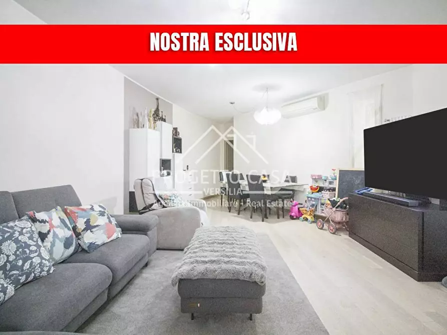 Immagine 1 di Appartamento in vendita  in VIA CHELINI a Massarosa