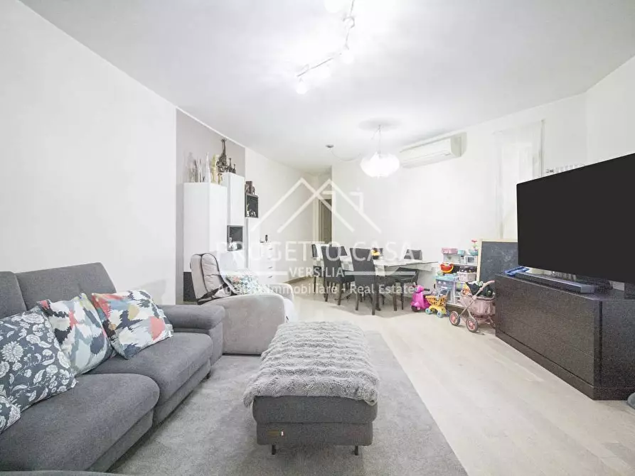 Immagine 2 di Appartamento in vendita  in VIA CHELINI a Massarosa