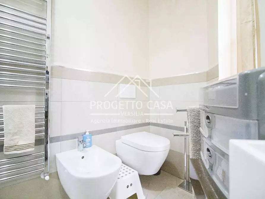 Immagine 16 di Appartamento in vendita  in VIA CHELINI a Massarosa