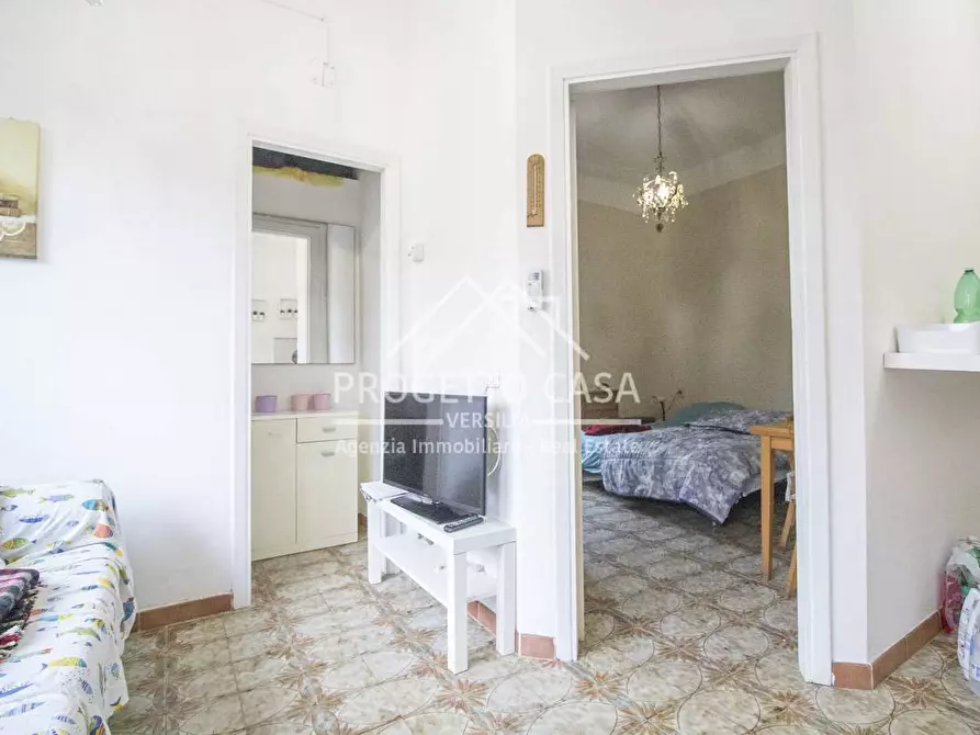 Immagine 5 di Casa indipendente in vendita  in VIA PARDINI TORRE DEL LAGO a Viareggio