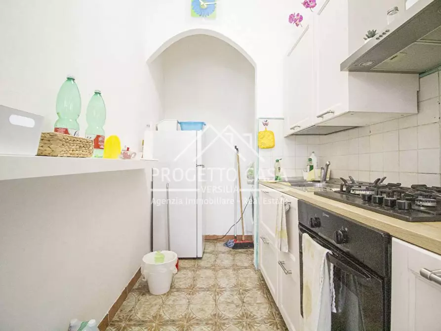 Immagine 8 di Casa indipendente in vendita  in VIA PARDINI TORRE DEL LAGO a Viareggio