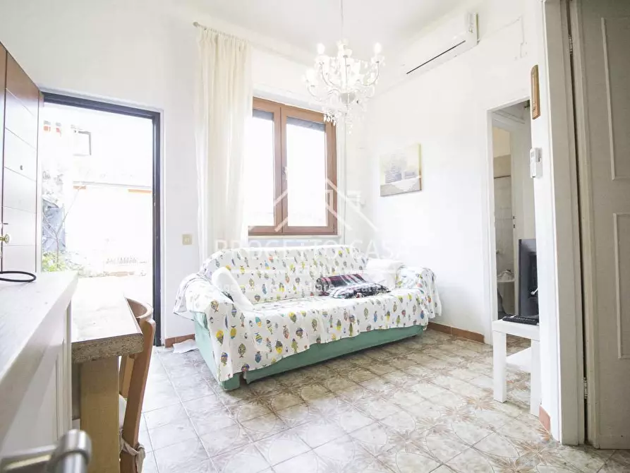 Immagine 13 di Casa indipendente in vendita  in VIA PARDINI TORRE DEL LAGO a Viareggio