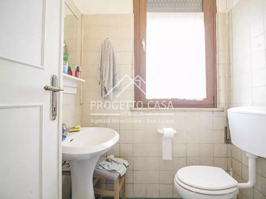 Immagine 25 di Casa indipendente in vendita  in VIA PARDINI TORRE DEL LAGO a Viareggio