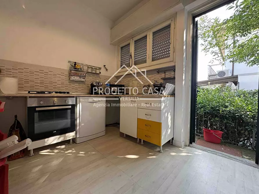 Immagine 8 di Casa indipendente in vendita  in via bendetto brin a Pietrasanta