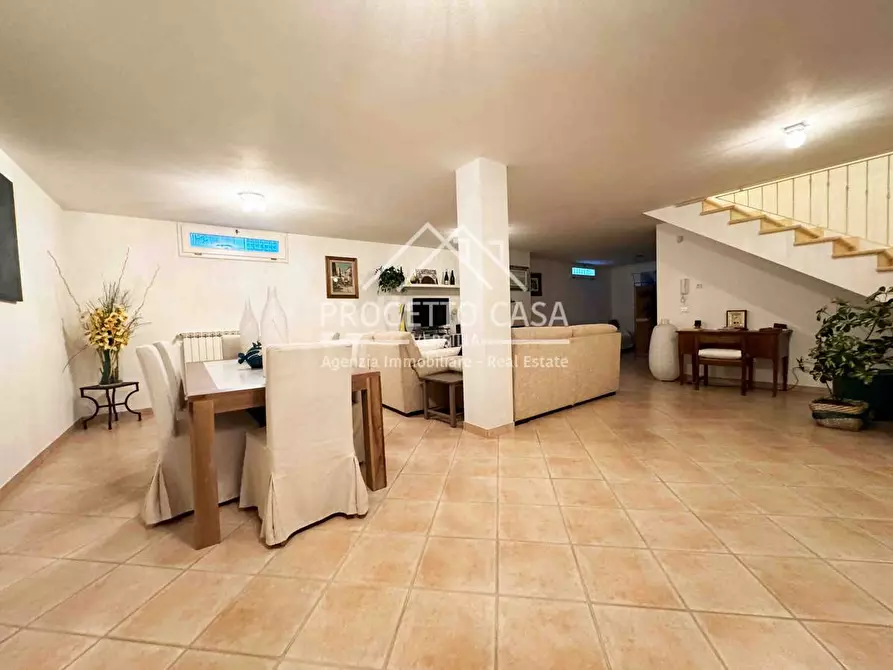 Immagine 11 di Casa indipendente in vendita  in via marche a Pietrasanta