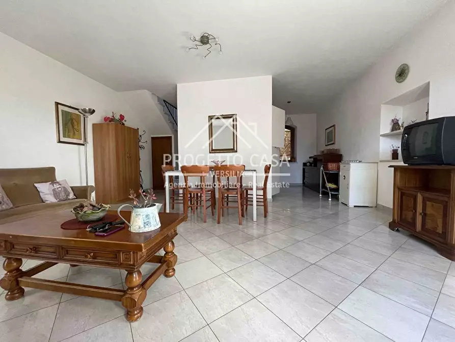 Immagine 4 di Casa indipendente in vendita  in via MONTEGABBERI a Pietrasanta