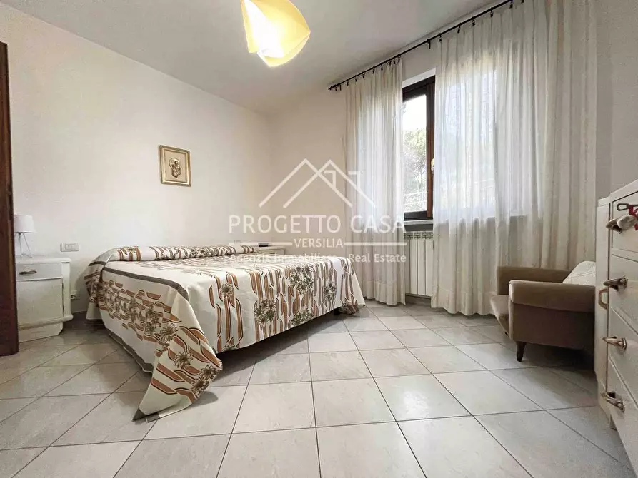 Immagine 10 di Casa indipendente in vendita  in via MONTEGABBERI a Pietrasanta