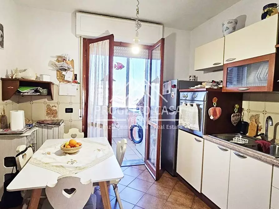 Immagine 16 di Appartamento in vendita  in via viii marzo a Viareggio