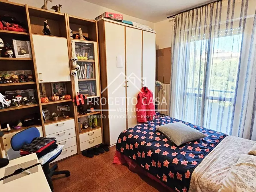 Immagine 21 di Appartamento in vendita  in via viii marzo a Viareggio