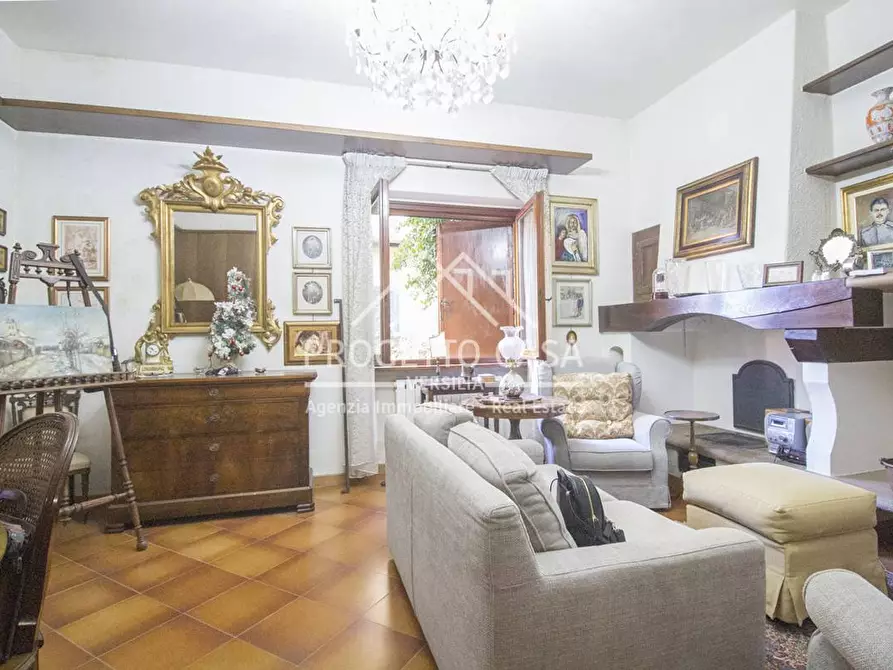 Immagine 4 di Casa indipendente in vendita  in VIA LELIO GIUSTI a Viareggio