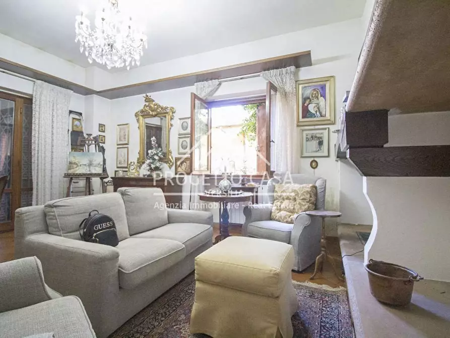 Immagine 8 di Casa indipendente in vendita  in VIA LELIO GIUSTI a Viareggio