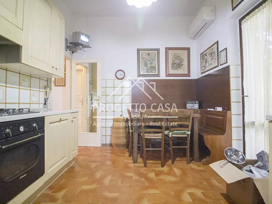 Immagine 13 di Casa indipendente in vendita  in VIA LELIO GIUSTI a Viareggio