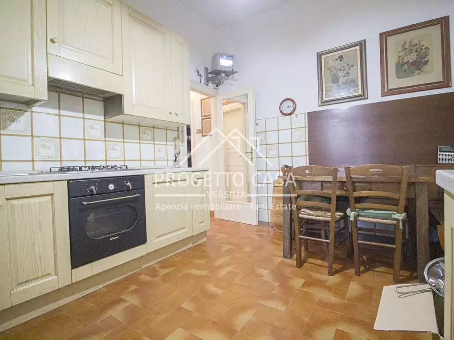 Immagine 14 di Casa indipendente in vendita  in VIA LELIO GIUSTI a Viareggio