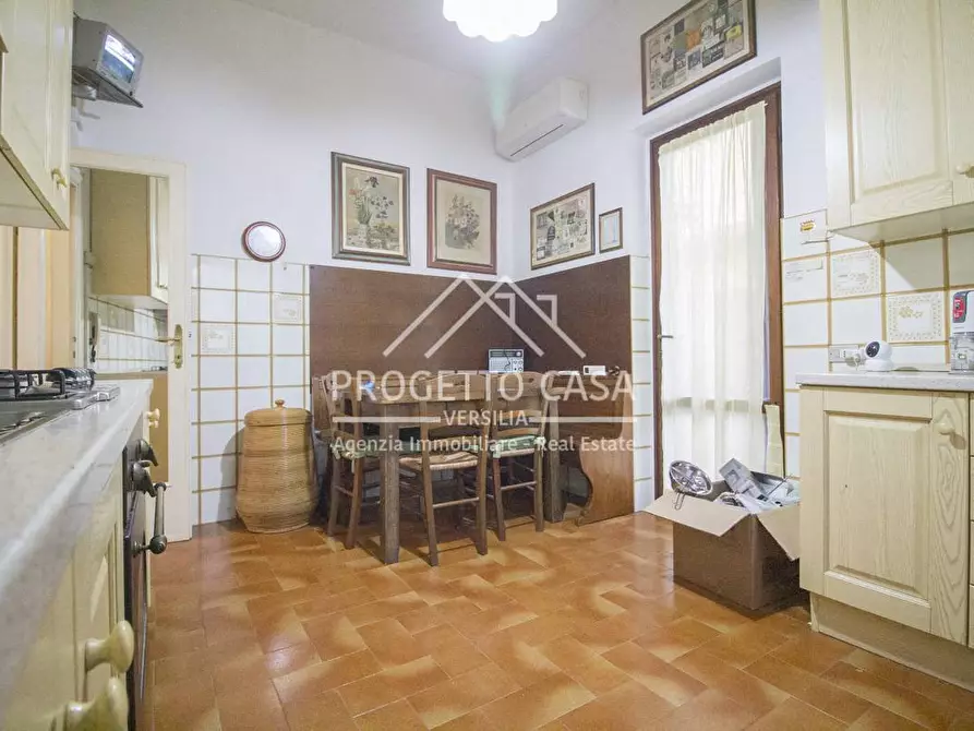 Immagine 15 di Casa indipendente in vendita  in VIA LELIO GIUSTI a Viareggio