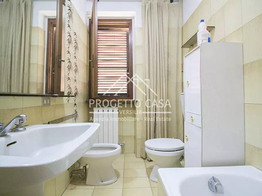 Immagine 35 di Casa indipendente in vendita  in VIA LELIO GIUSTI a Viareggio