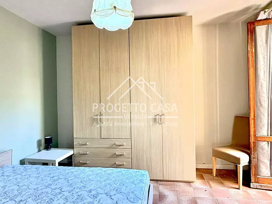 Immagine 12 di Appartamento in vendita  in via pellegrinetti a Camaiore