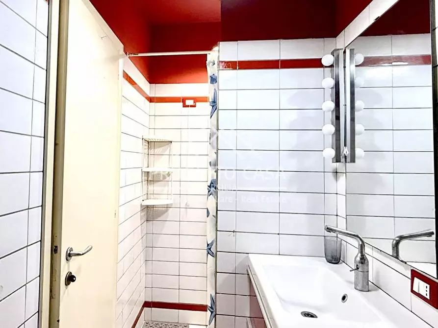 Immagine 15 di Appartamento in vendita  in via pellegrinetti a Camaiore