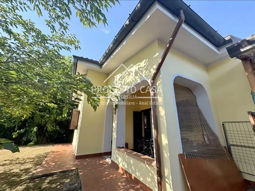 Immagine 3 di Casa indipendente in vendita  in VIA DELLA FERROVIA a Viareggio